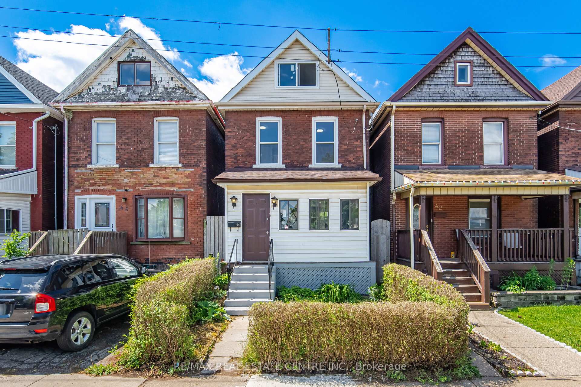 44 Gordon Street Hamilton Ontario Canada Sale residential Violetta Konewka RE/MAX Real Estate Centre Inc., Brokerage*