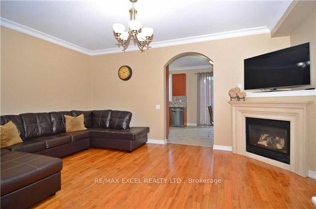 449 Lady Nadia Drive, Vaughan 5