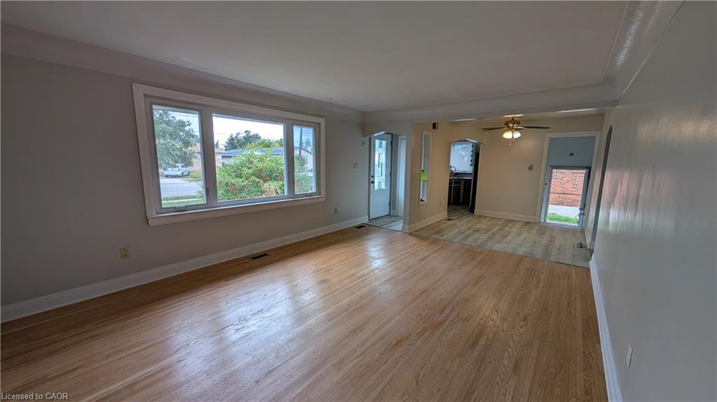 763 Upper Ottawa Street, Hamilton 4