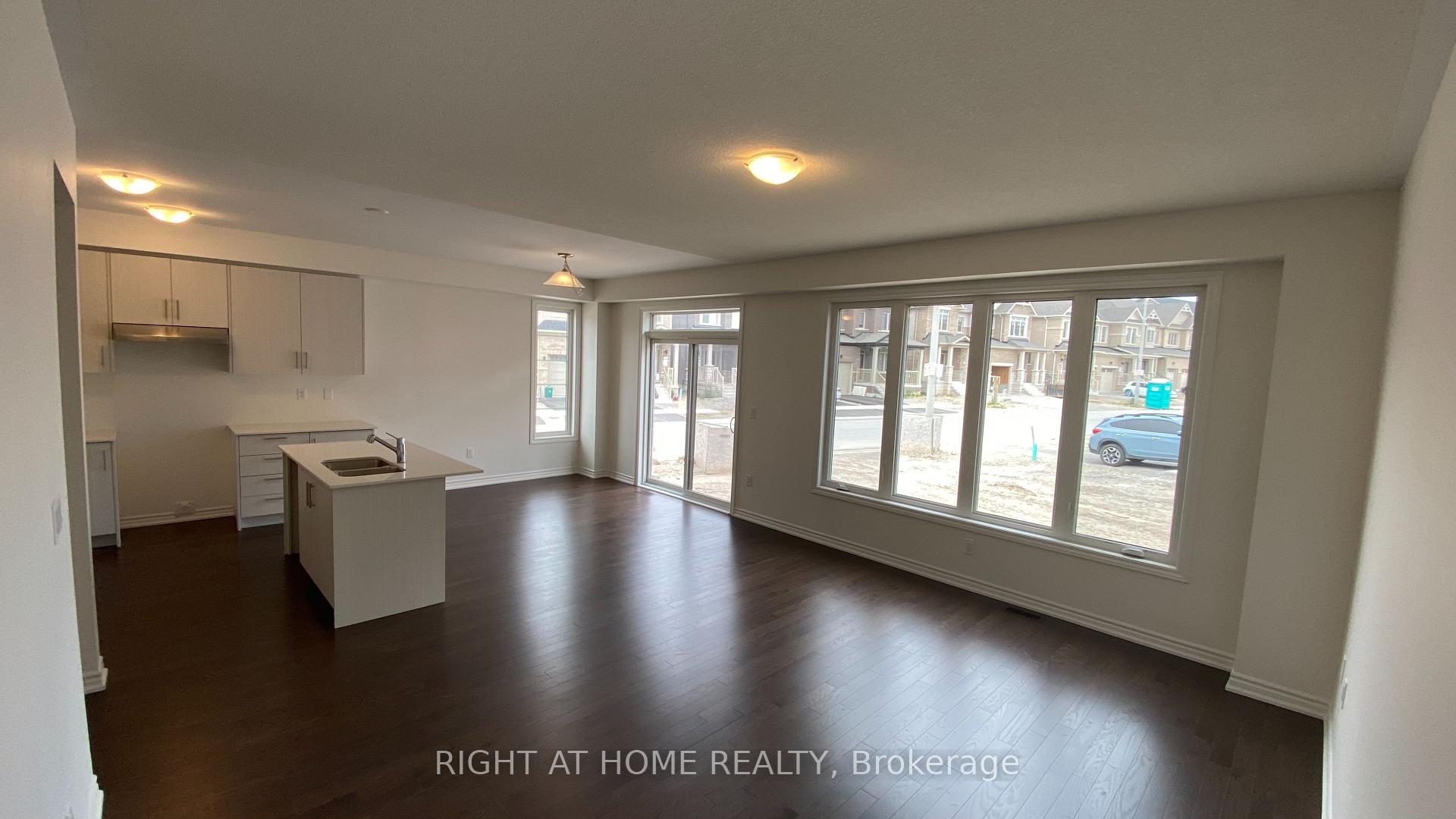 245 Madelaine Drive, Barrie 4