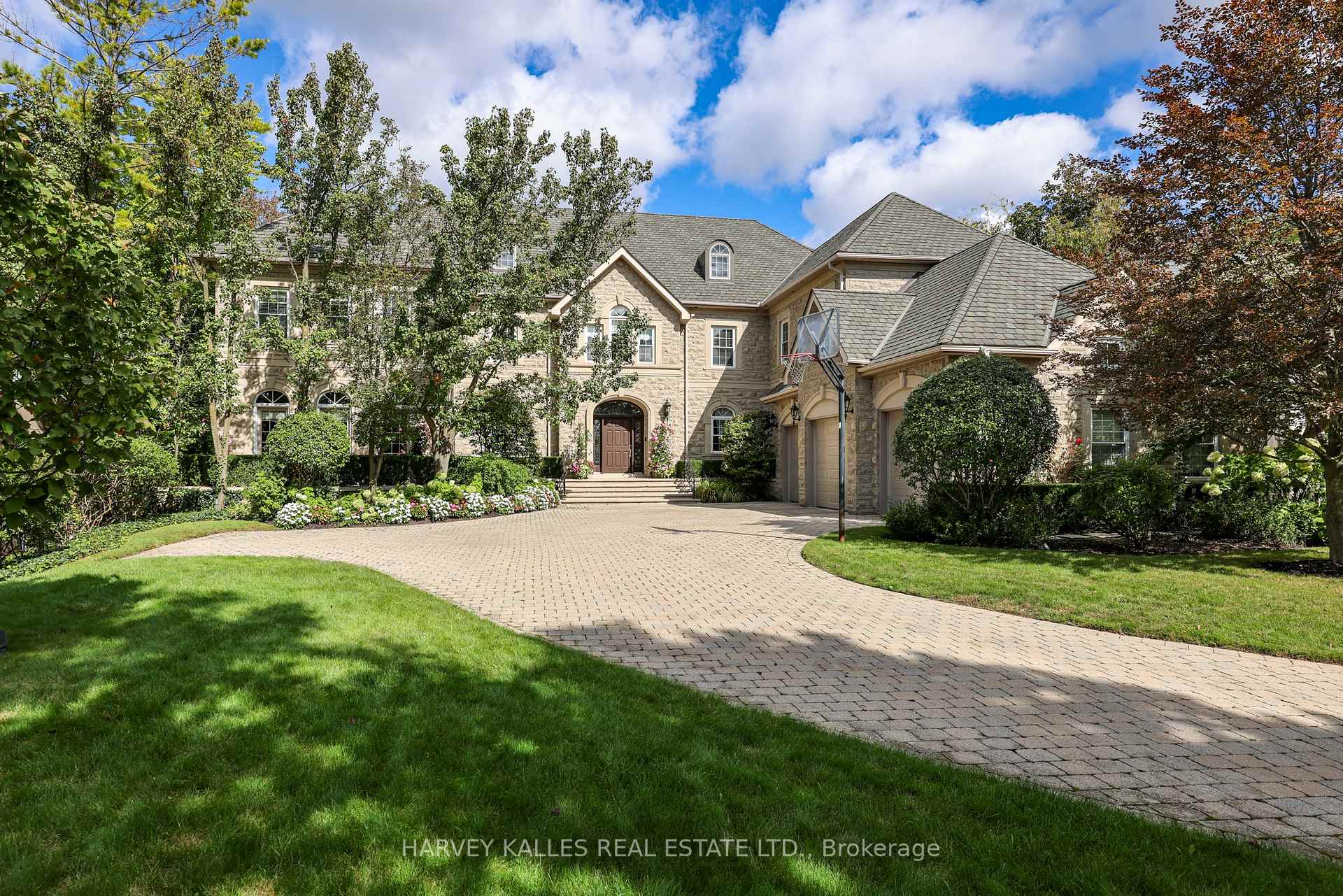 43 Thornbank Road Vaughan Ontario Canada Sale residential   HomeLife Partners Realty Corp., Brokerage*