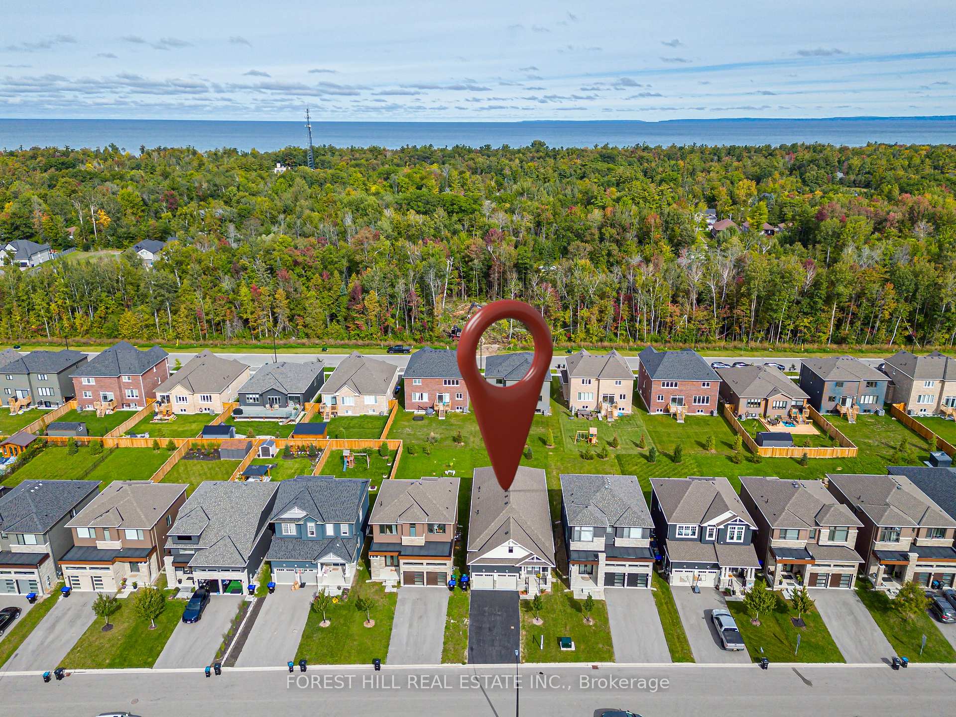 22 Simona Avenue, Wasaga Beach 2