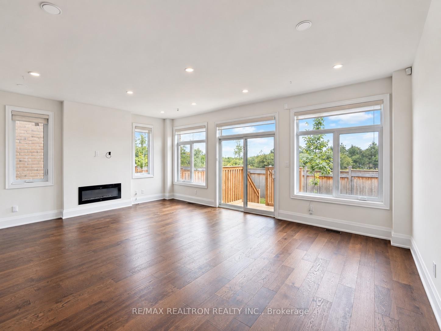 87 Chelliah Court, Toronto 5