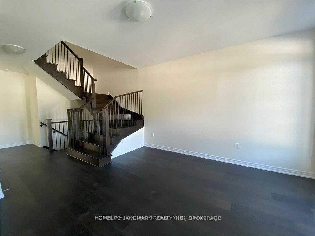 268 Silk Twist Drive, East Gwillimbury 2