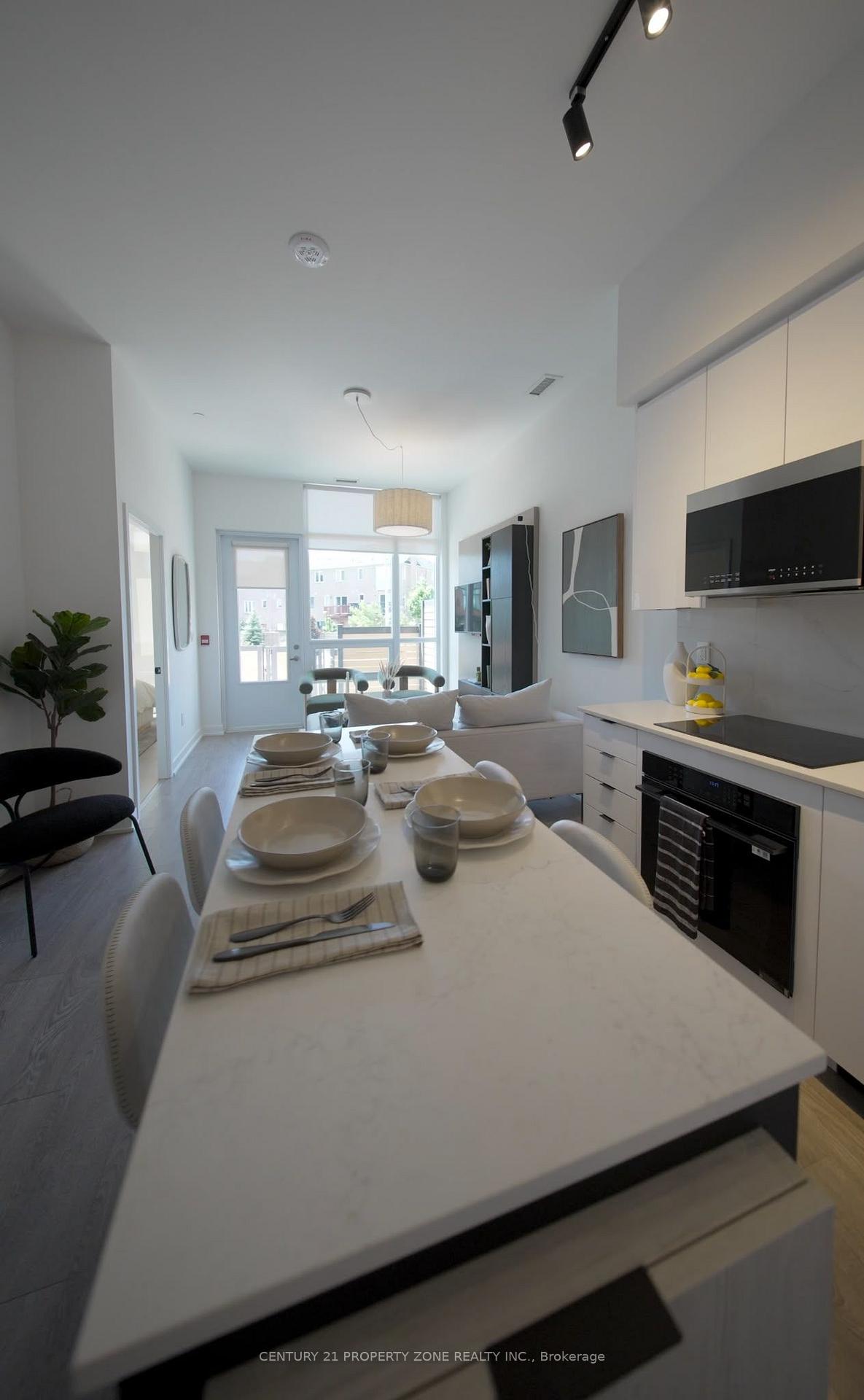 209 - 209 Steels Avenue, Brampton 2