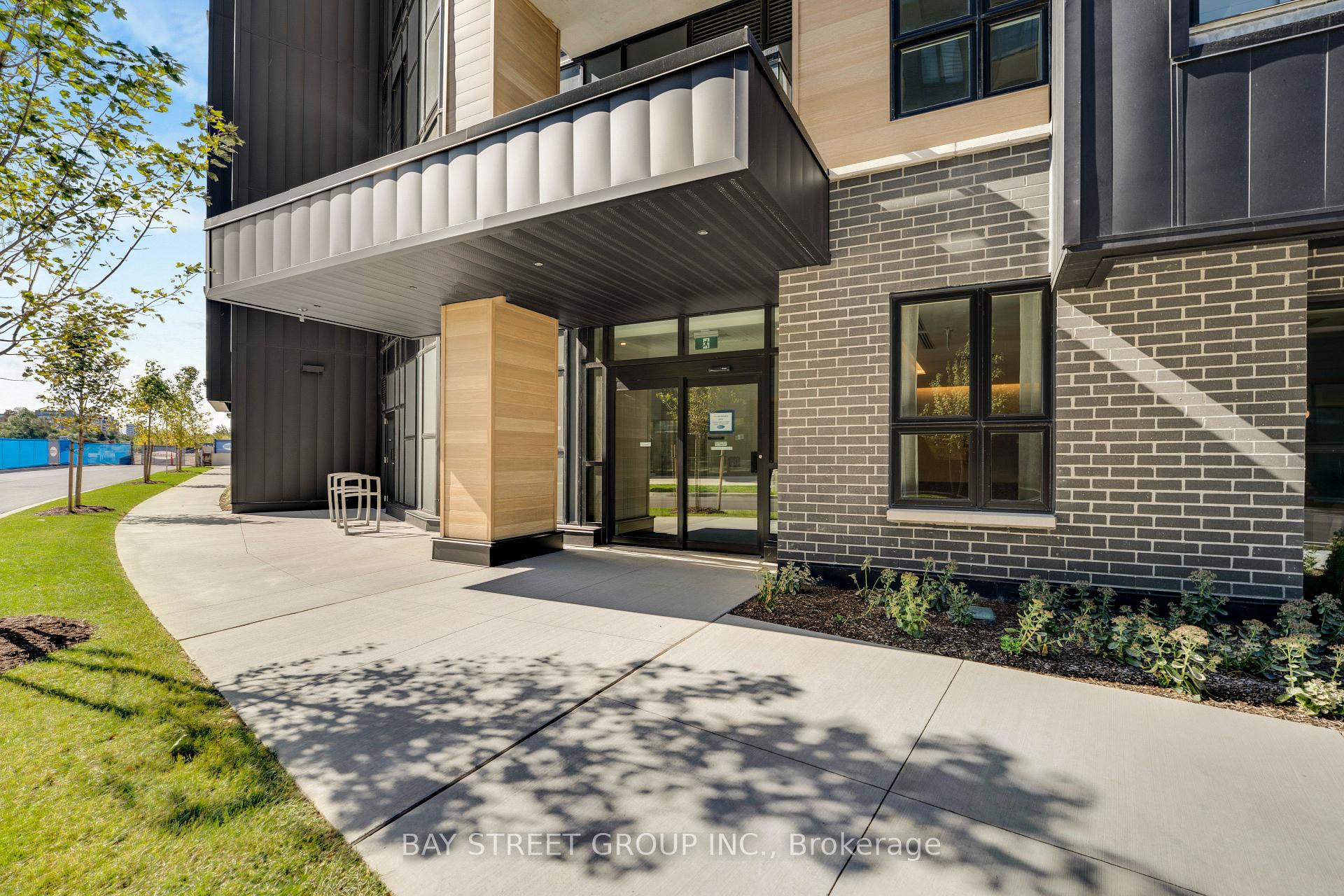 503 - 3008 William Cutmore Boulevard, Oakville 2