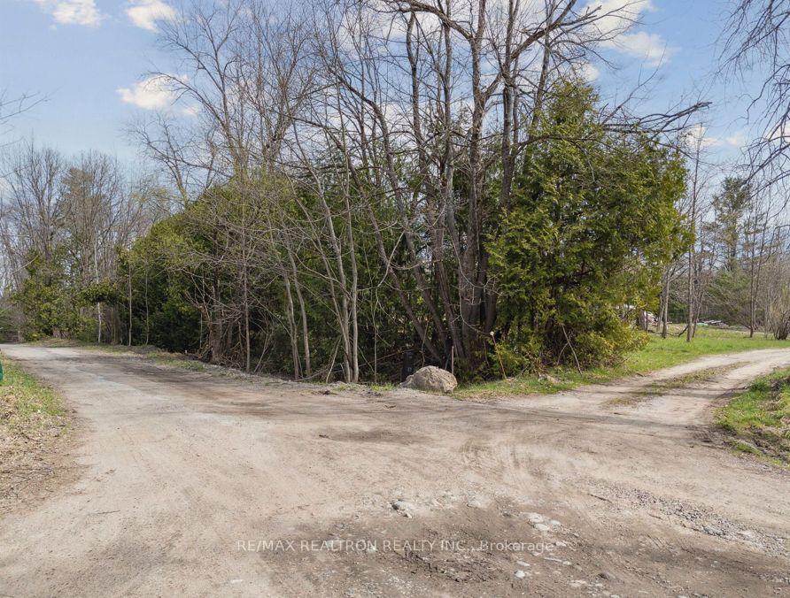 1084A WENONA LODGE Road Gravenhurst Ontario Canada Sale residential Chelsea Wolfe RE/MAX Realtron Realty Inc., Brokerage*