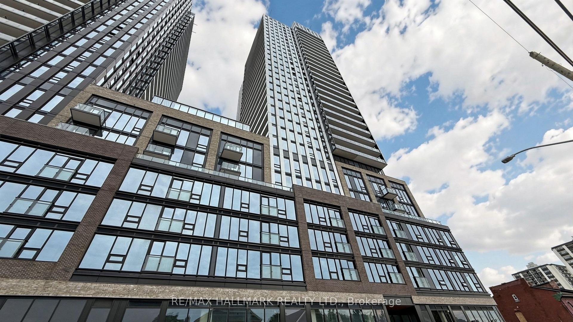 719 - 101 John Street N, Hamilton 3