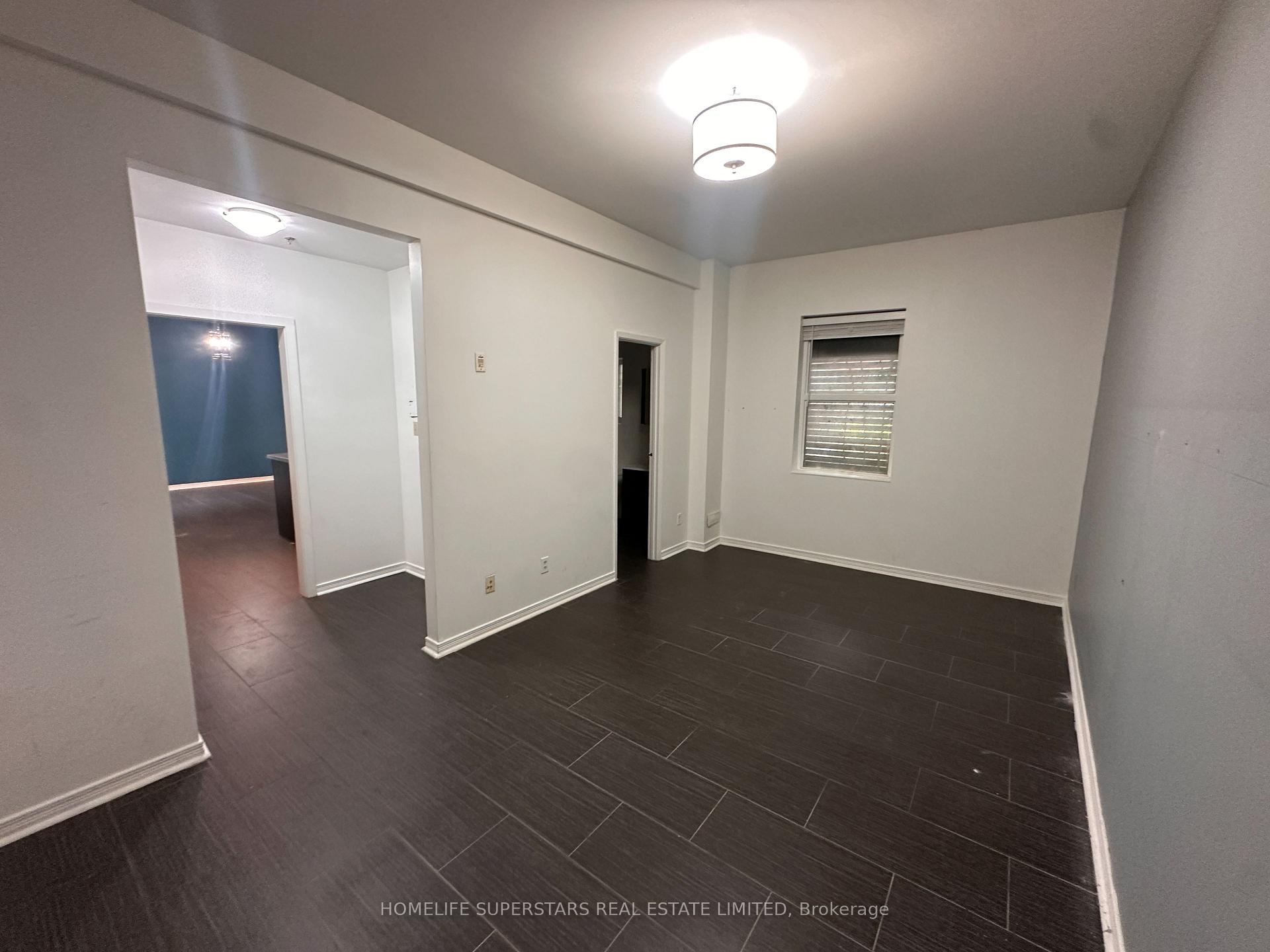 207 - 38 Kensington Place, Toronto 2