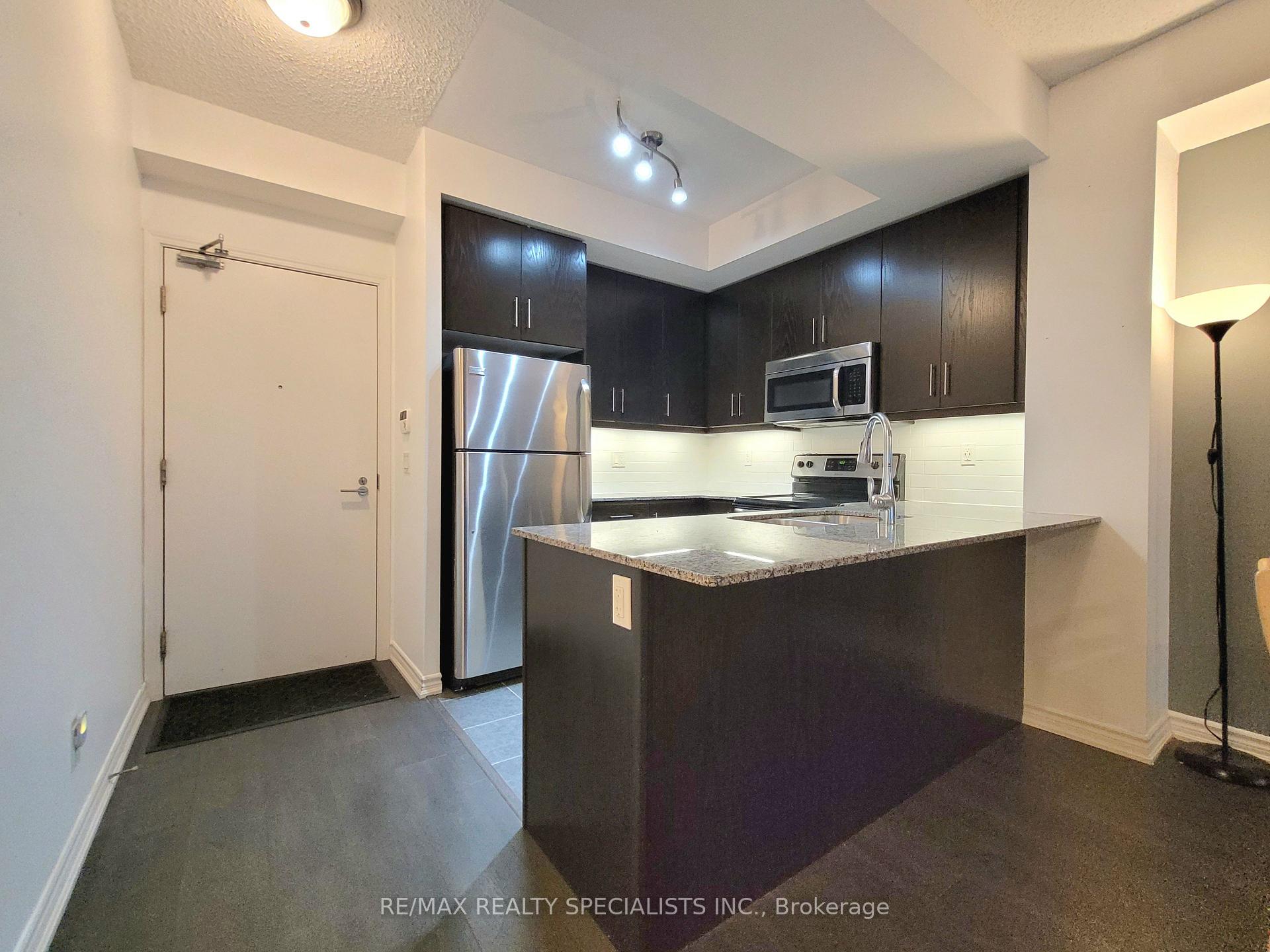 823 - 15 James Finlay Way, Toronto 2