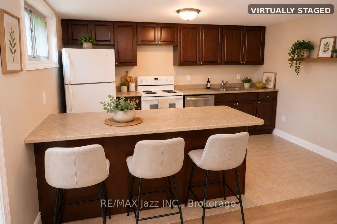 B - 624 Stewart Street, Peterborough 4