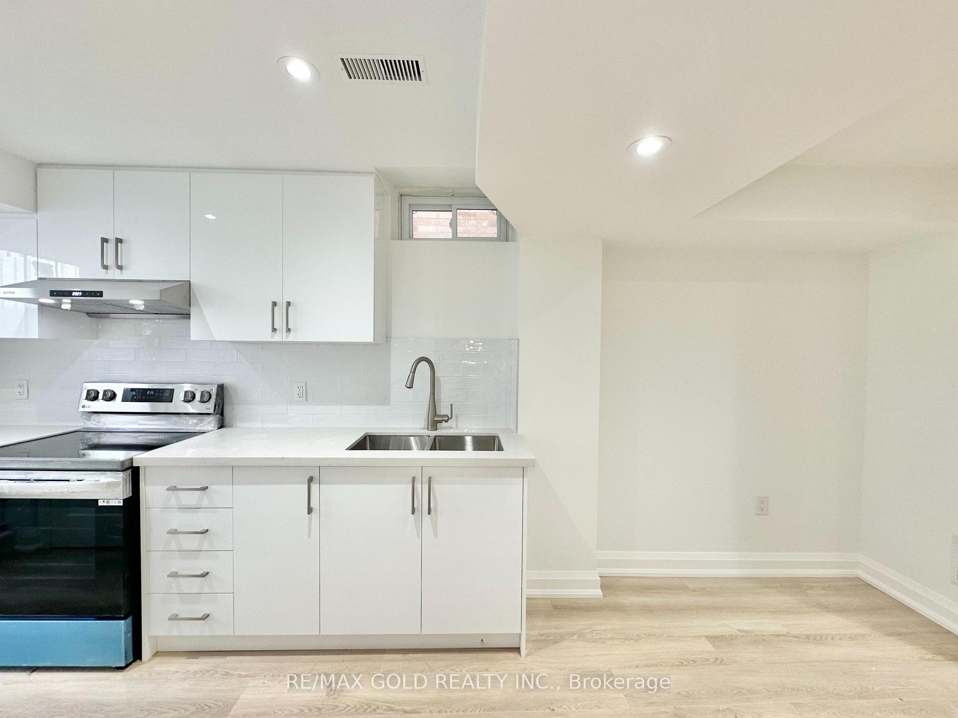 Basement - 7099 Village Walk, Mississauga 2