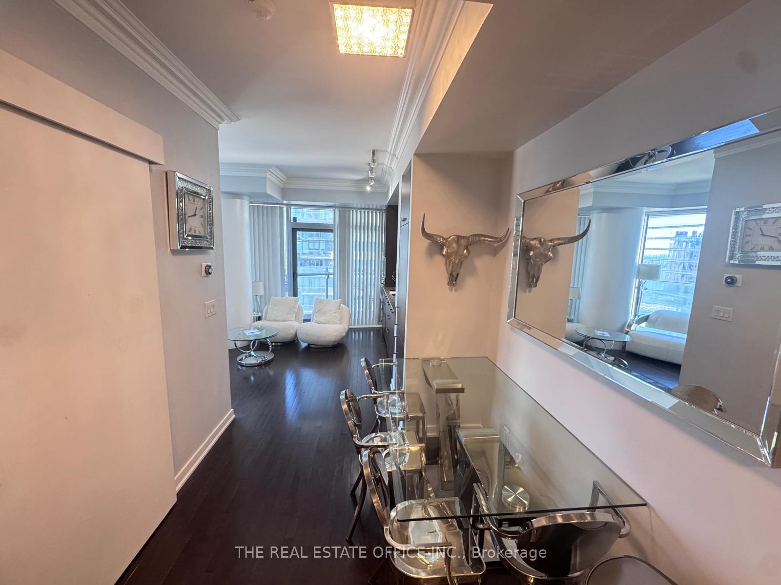 2511 - 14 York Street, Toronto 4