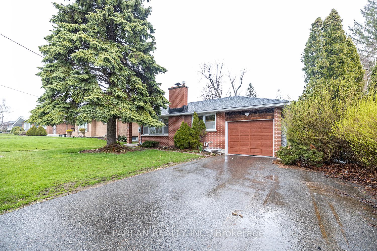 Bsmt#1 - 621 Gibbons Street, Oshawa 2