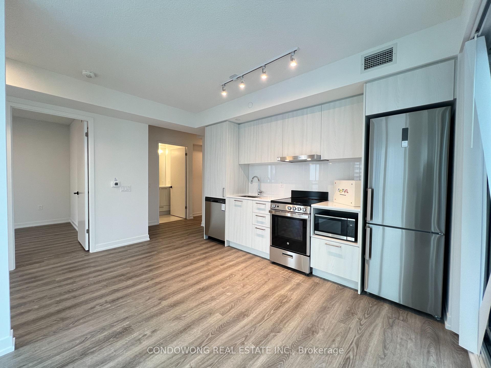 4015 - 195 Commerce Street, Vaughan