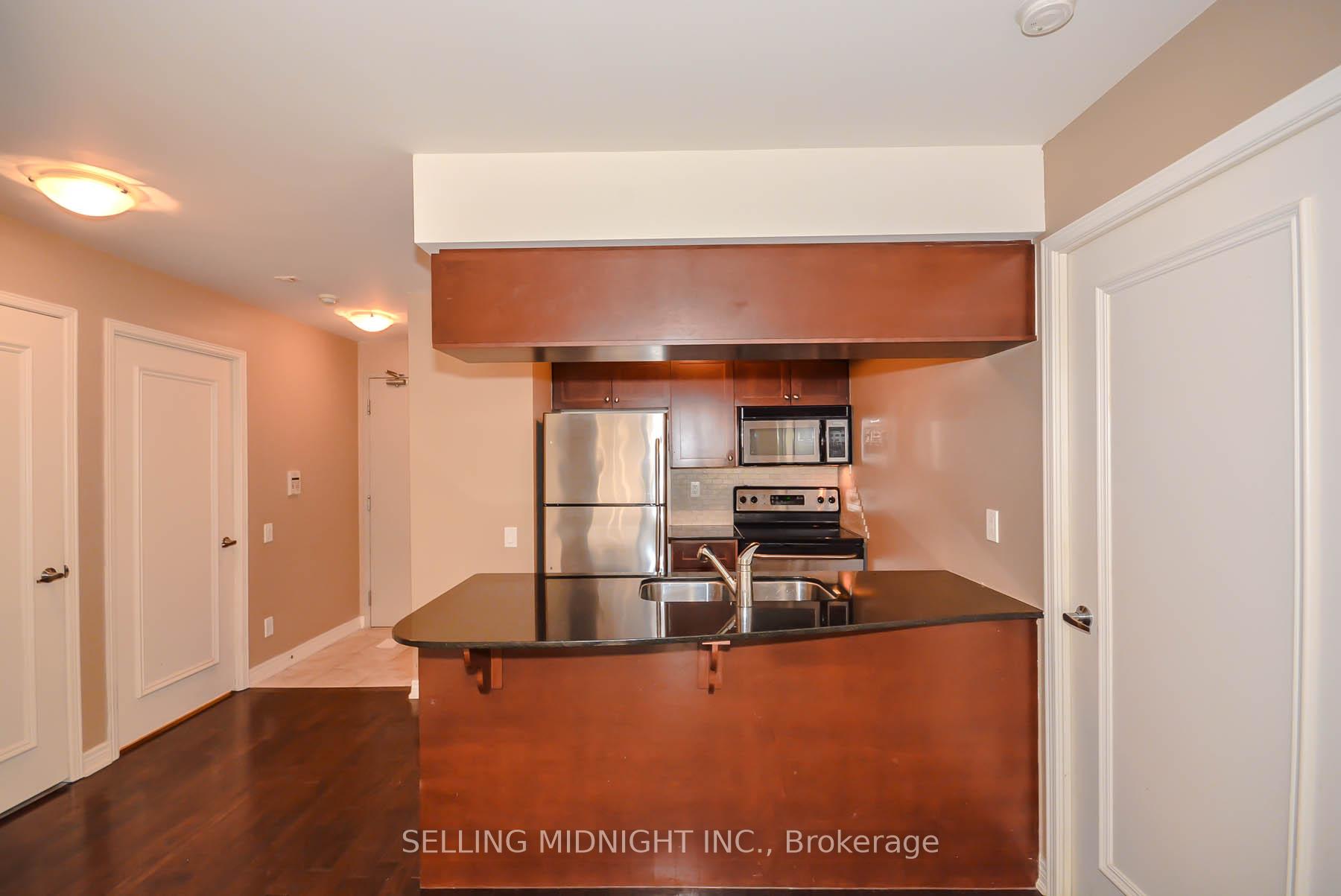 502 - 60 St Clair Avenue W, Toronto 5