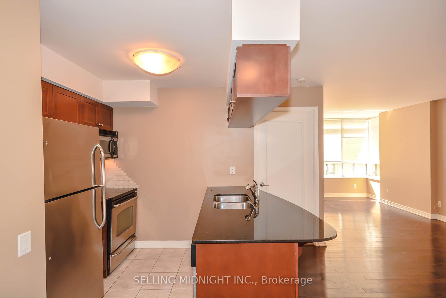 502 - 60 St Clair Avenue W, Toronto 3