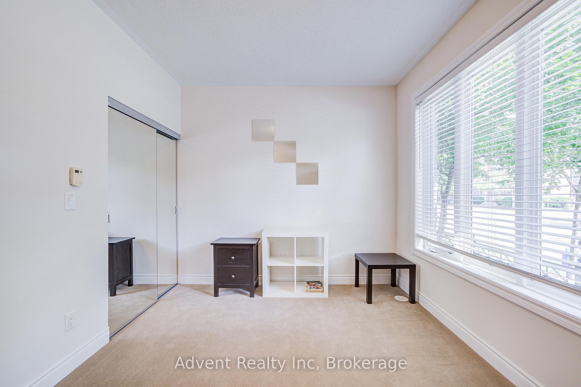 249 South Park Road, Markham 5