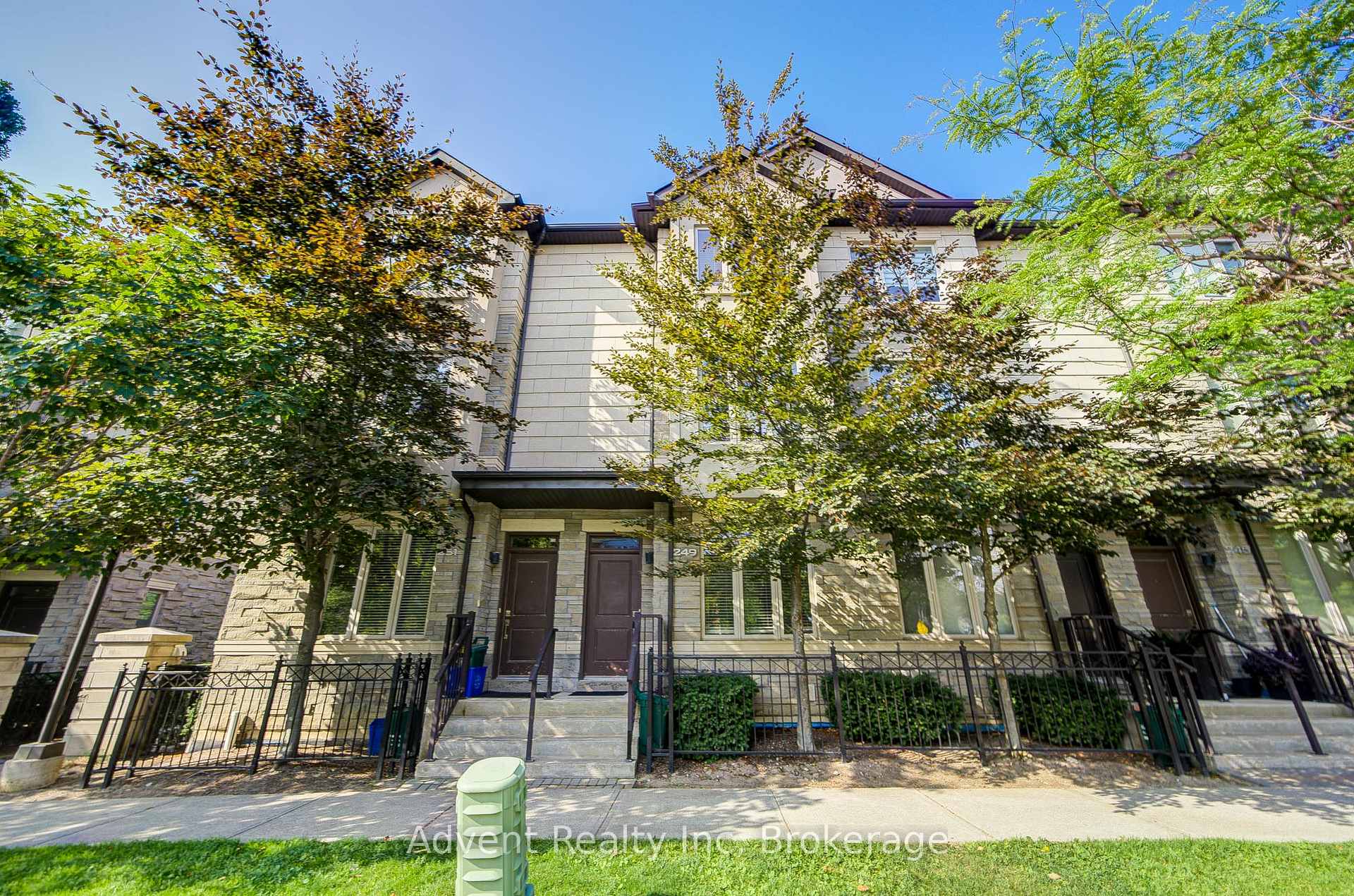 249 South Park Road, Markham