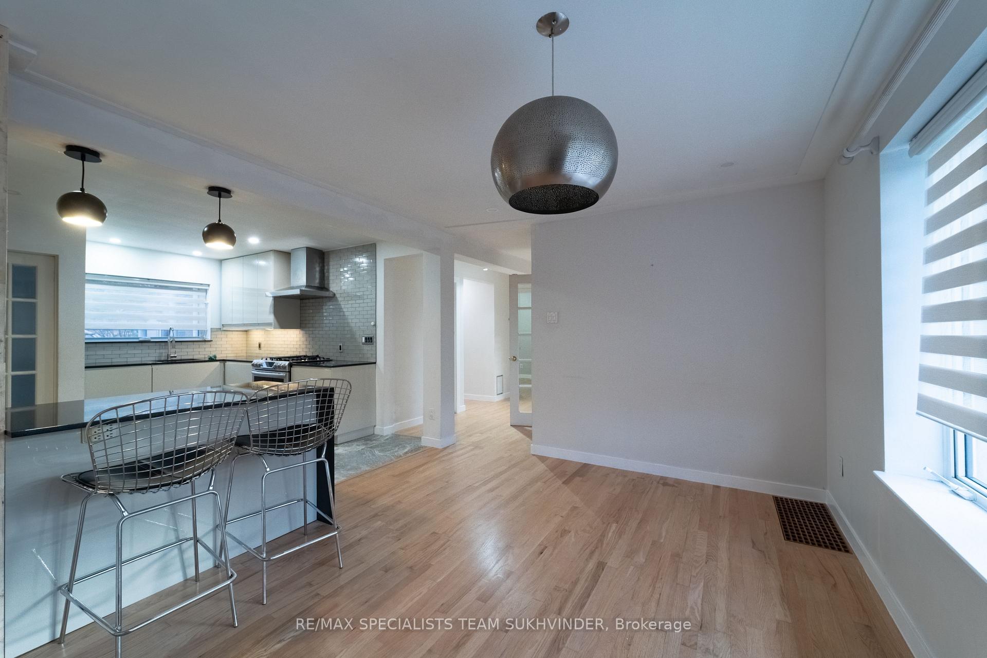 Main - 79 Redwater Drive, Toronto 4