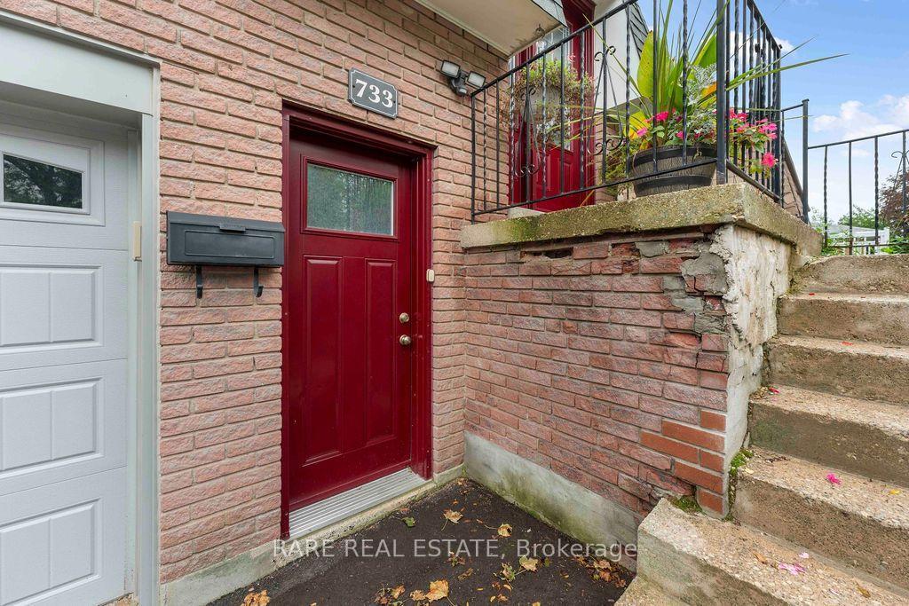 Lower - 733 Eaglemount Crescent, Mississauga 2