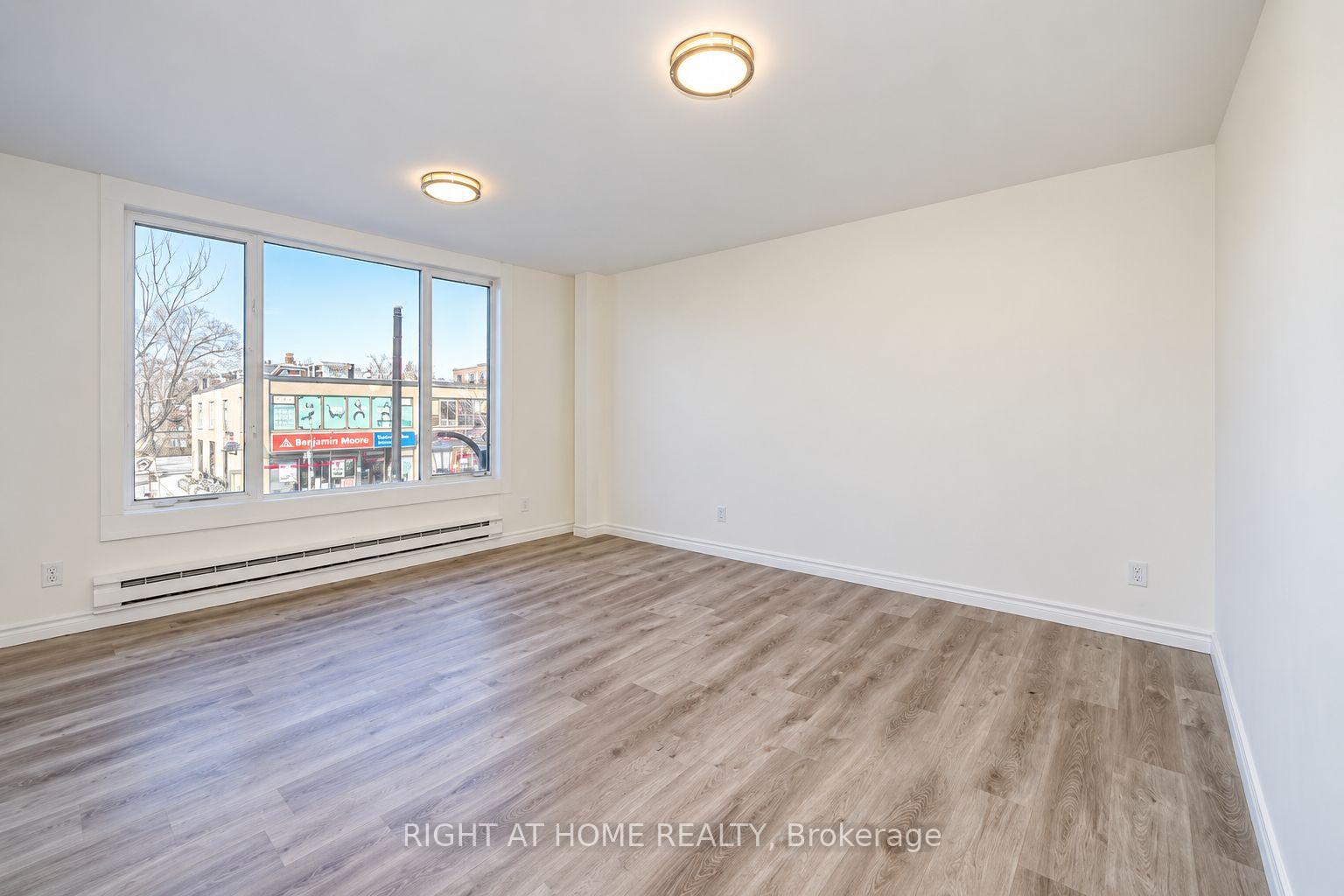 Upper - 843 Danforth Avenue, Toronto 2