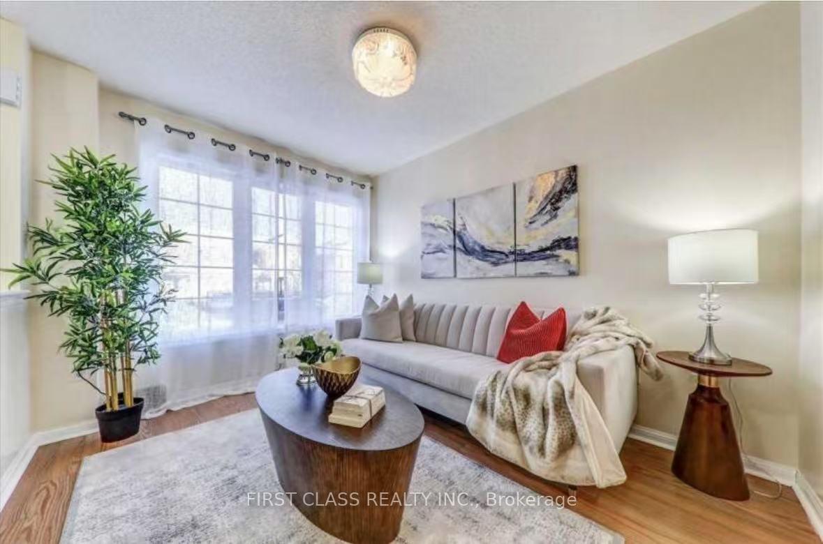 45 Cheetah Crescent, Toronto 4