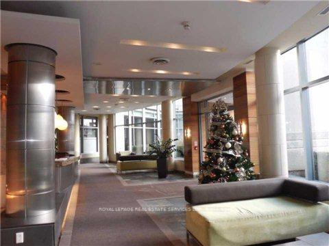 527 - 230 Queens Quay, Toronto 3