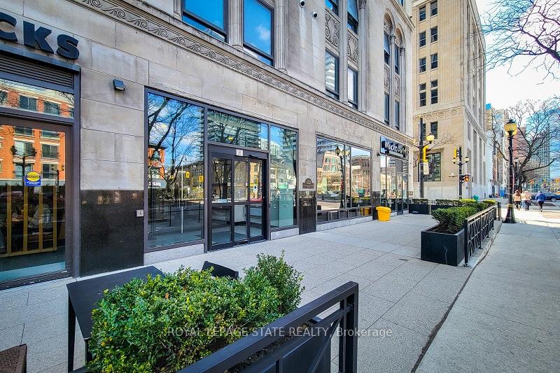 912 - 112 King Street E, Hamilton 2