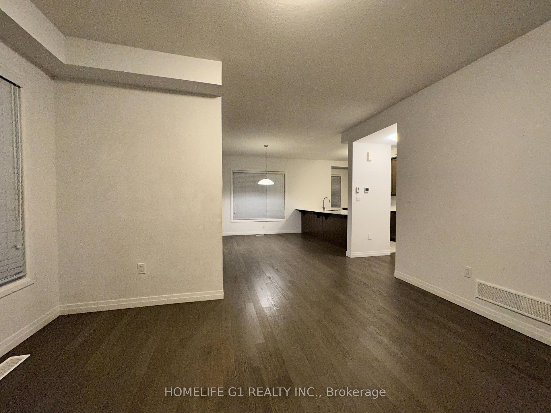 80 - 30 Times Square Boulevard, Hamilton 4