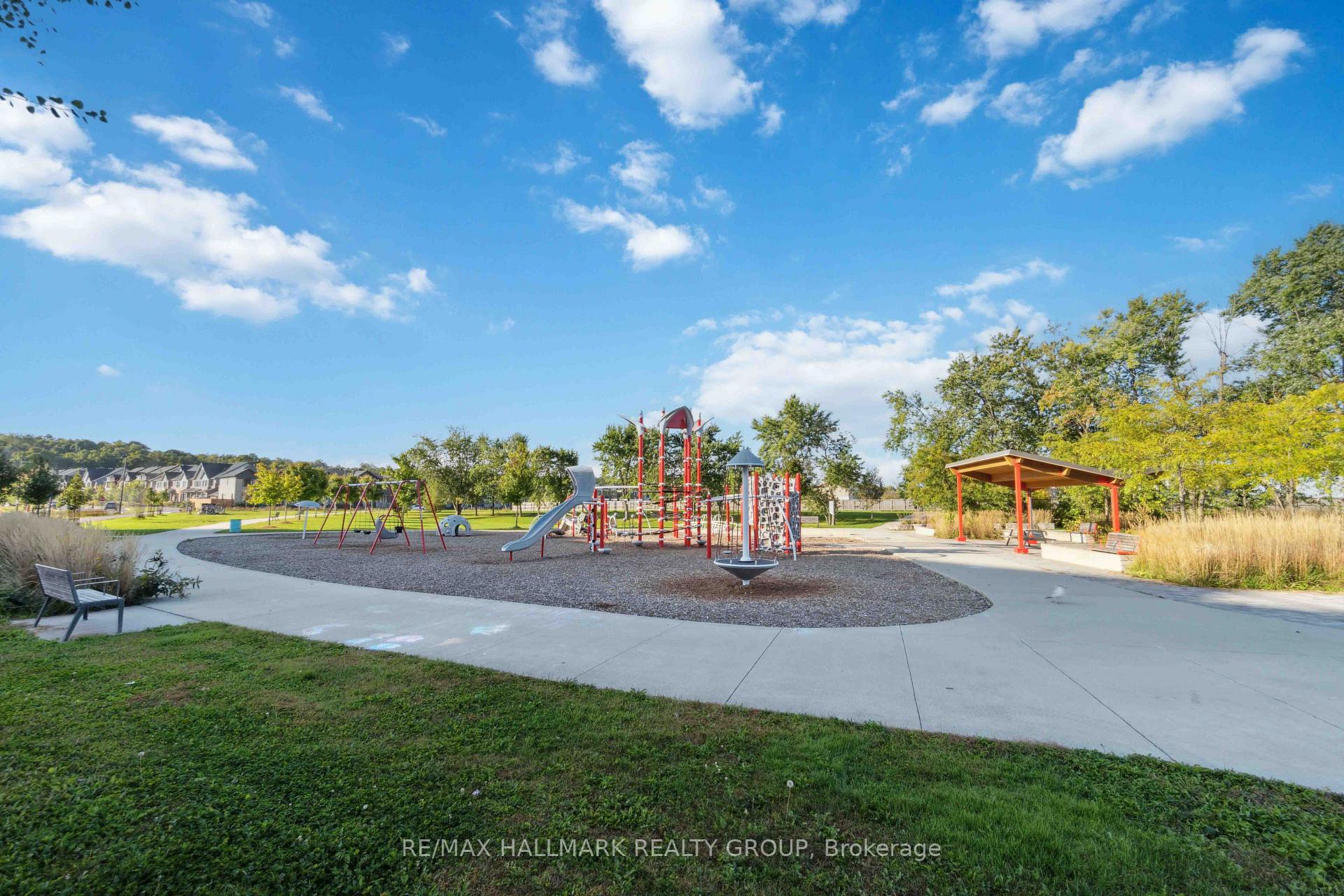 211 - 397 Codds Road, Ottawa 3