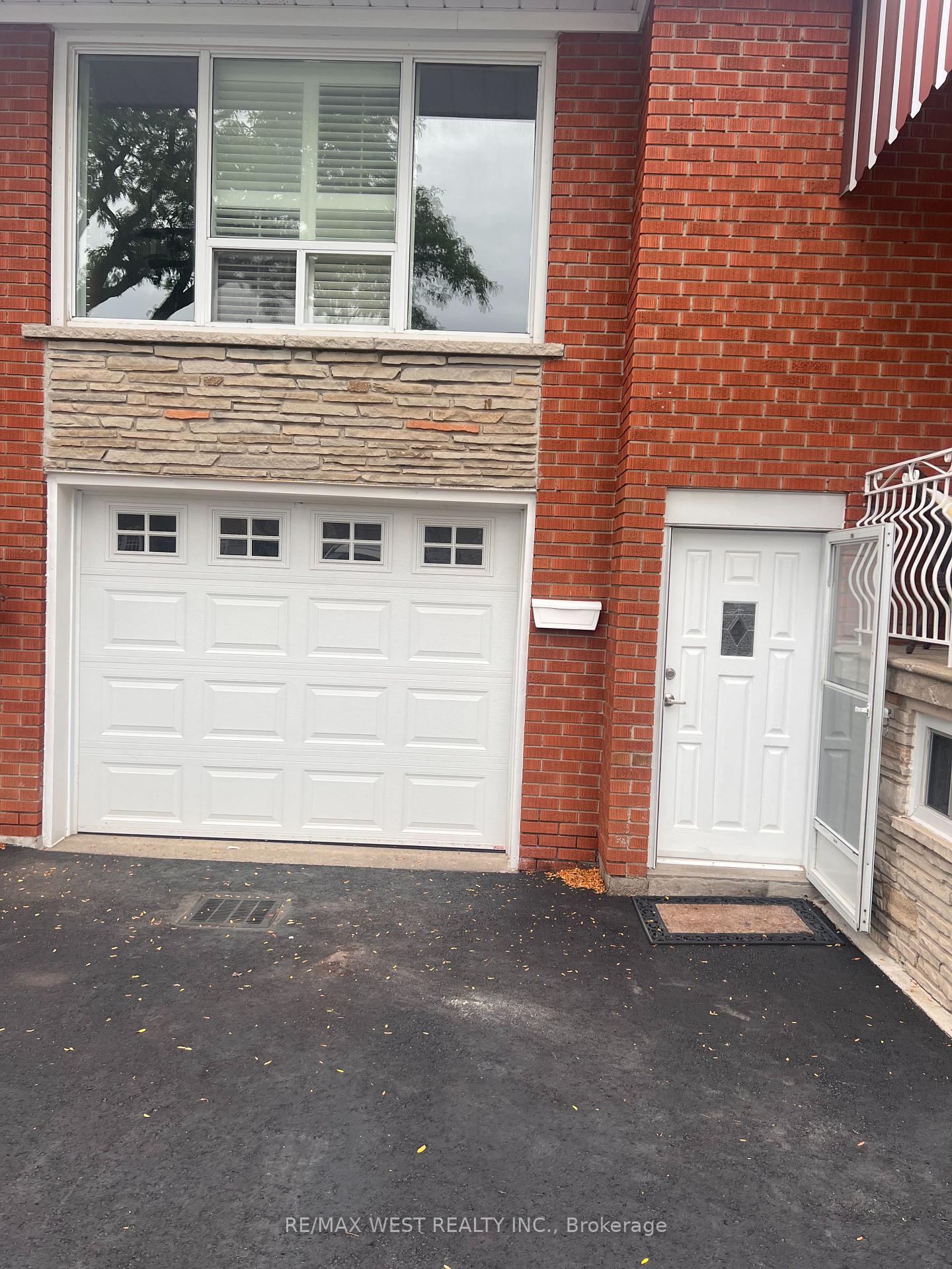 57 Starview Drive Toronto Ontario Canada Rent residential   RE/MAX West Realty Inc., Brokerage *