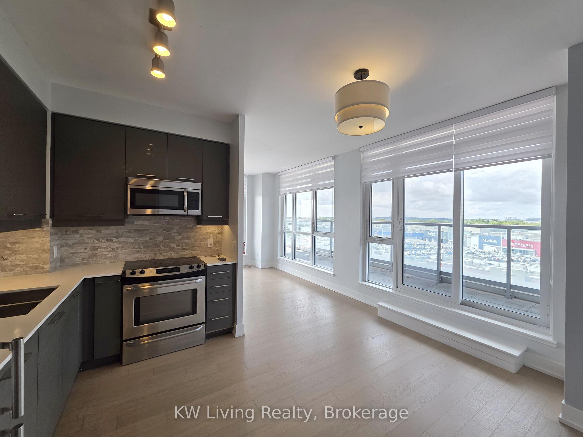 642 - 9471 Yonge Street, Richmond Hill 3