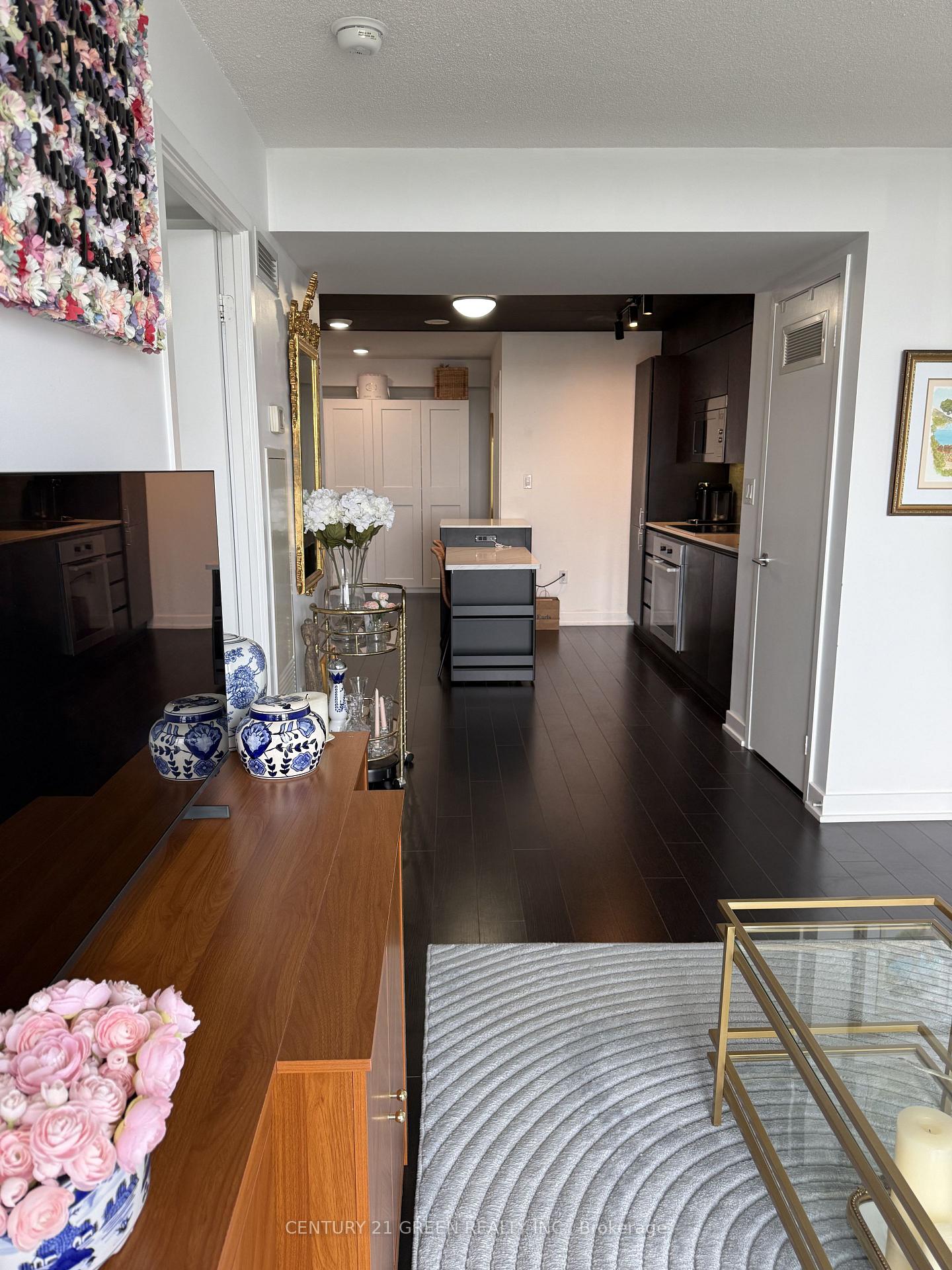 2308 - 15 Iceboat Terrace, Toronto 5