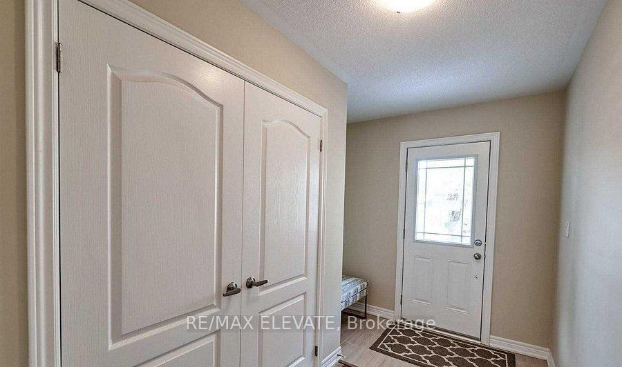 28 Waterstone Way, Whitby 4