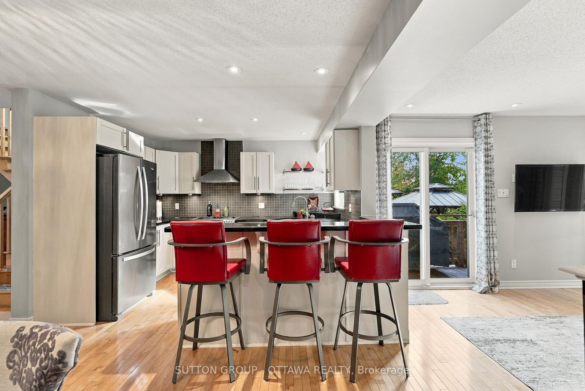 333 Riversedge Crescent, Ottawa 5