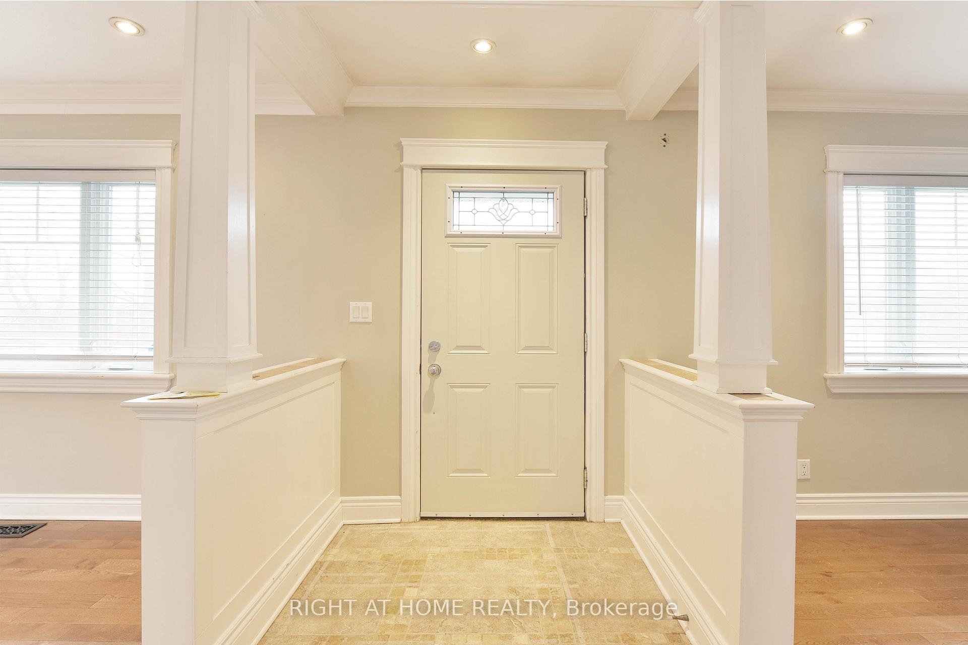 37 ROSSLAND Avenue, Ottawa 2