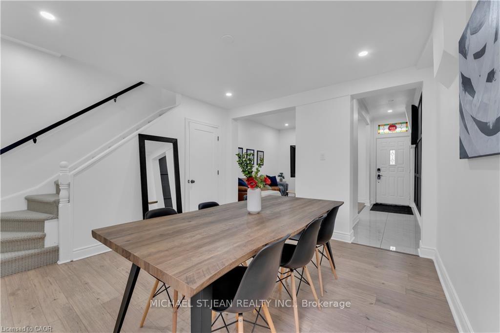 237 West Avenue, Hamilton 4