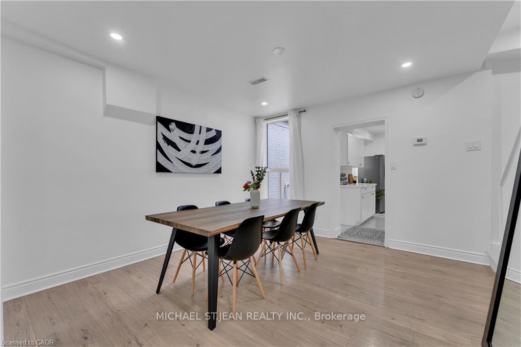 237 West Avenue, Hamilton 2