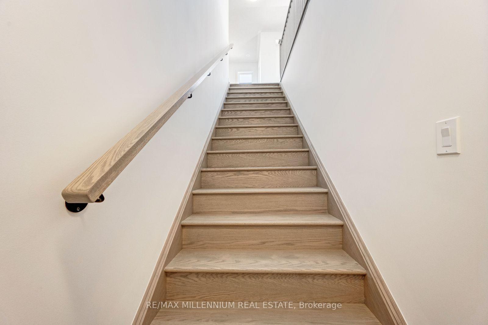 Upper - 34 Thornbird Crescent, Brampton 5