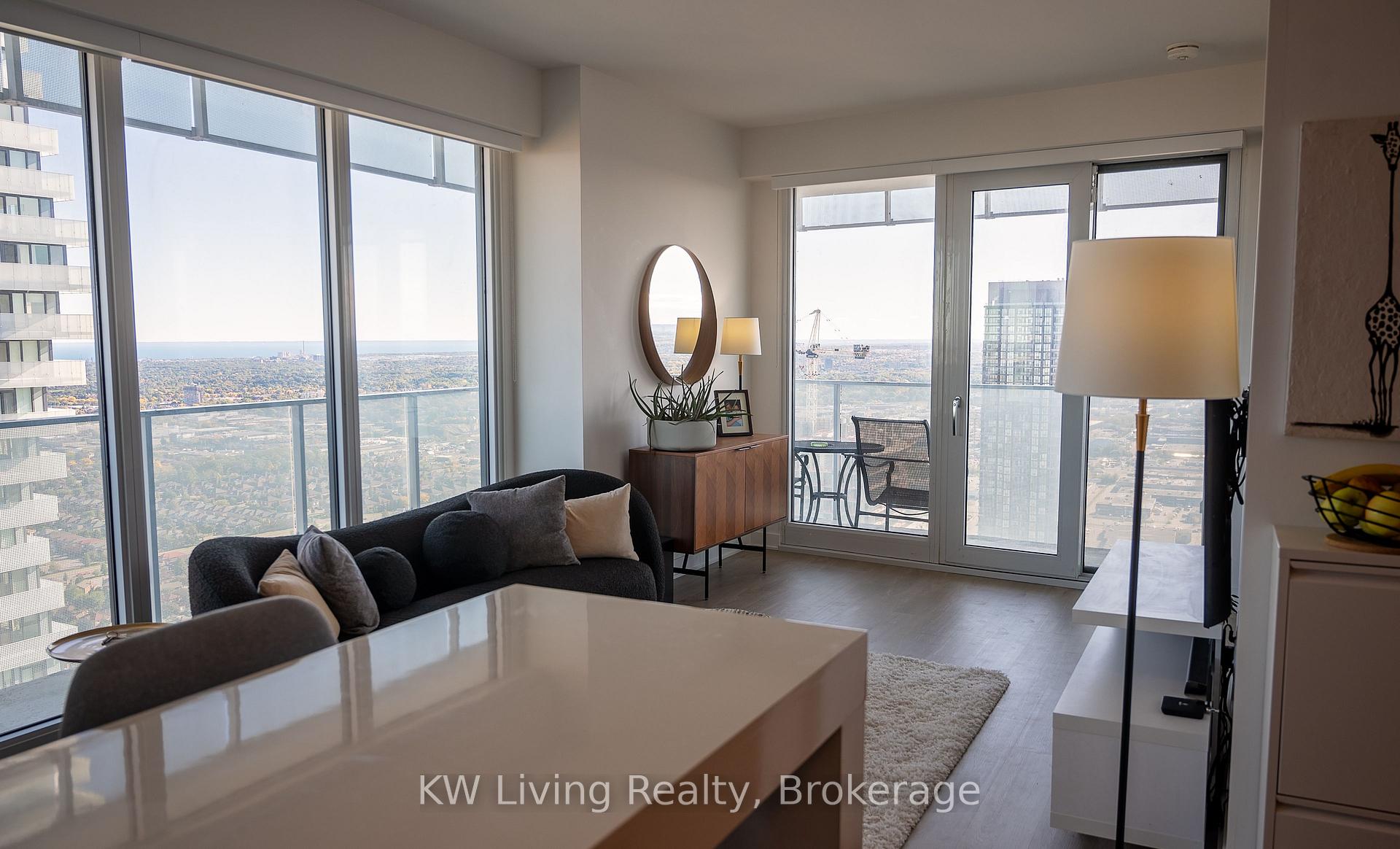 4404 - 3900 Confederation Parkway SW, Mississauga 4