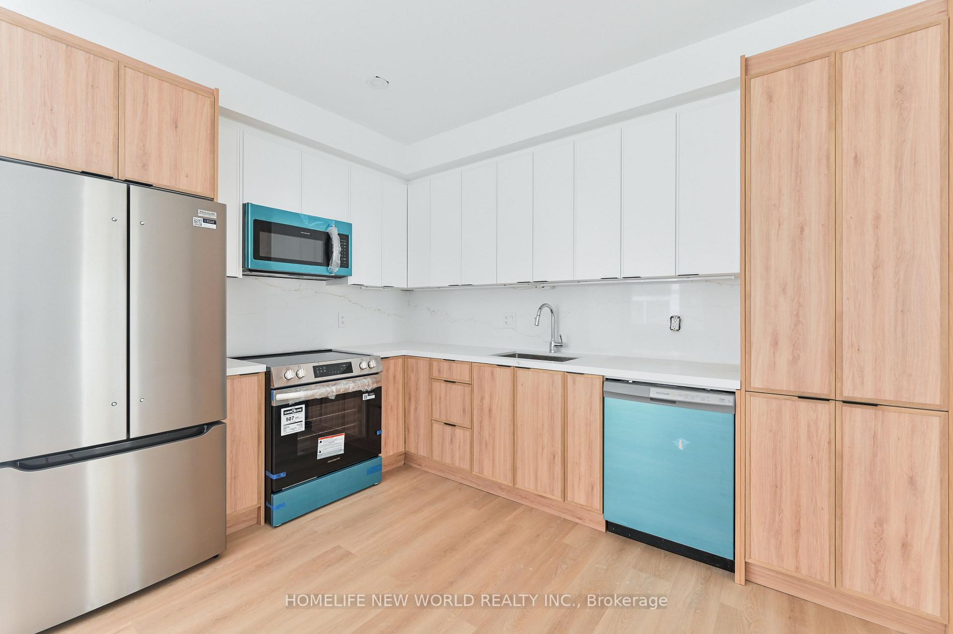 228 Emerson Ave Avenue, Toronto 4