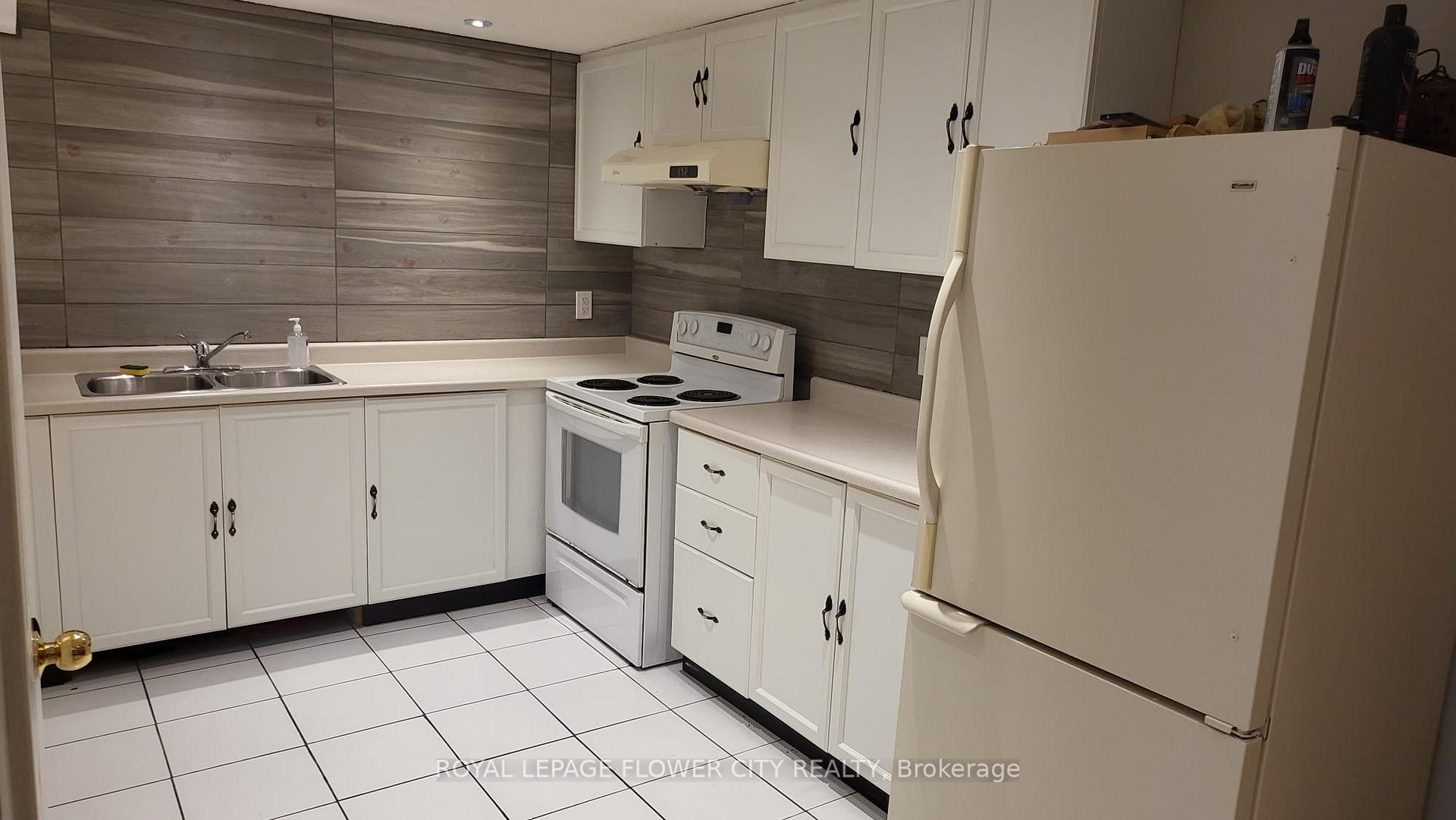 2605 Innisfil Road, Mississauga 2