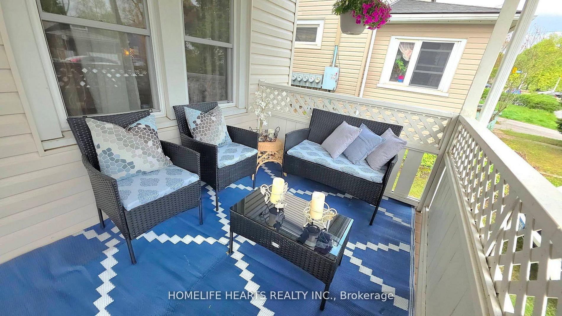 5404 Bridge Street, Niagara Falls 2