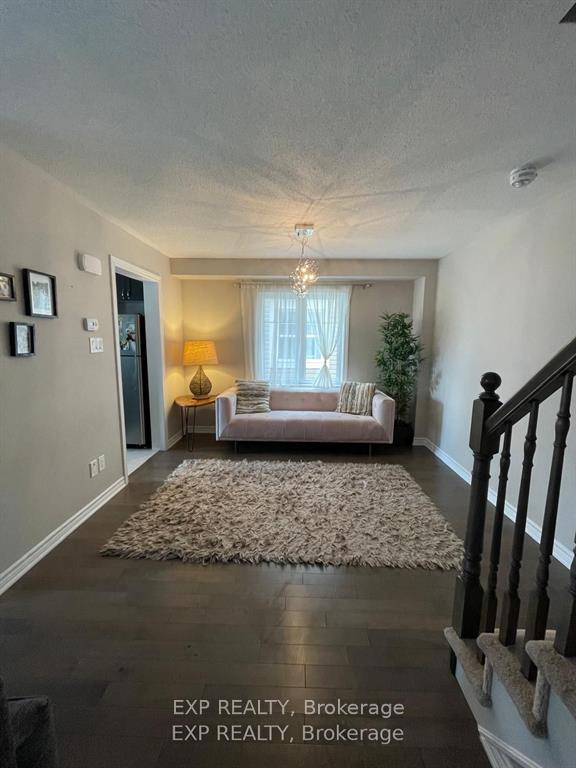 916 Fameflower Street, Ottawa 5