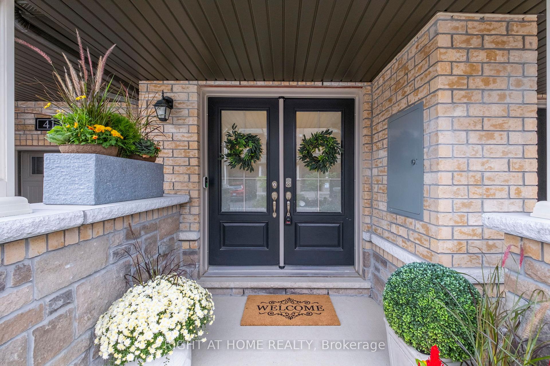 41 Amulet Way Whitby Ontario Canada Sale residential Patrick Williams Right at Home Realty, Brokerage*