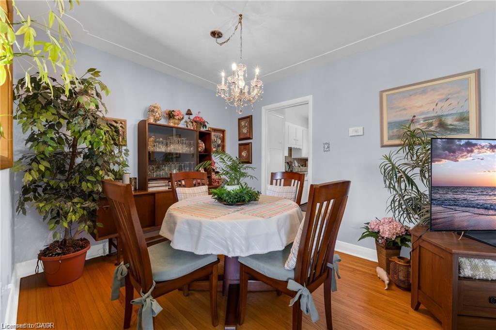 236 Pine Cove Road, Burlington 4