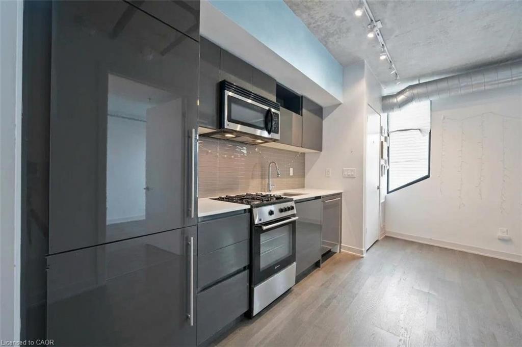 204 - 109 Wolseley Street, Toronto 3
