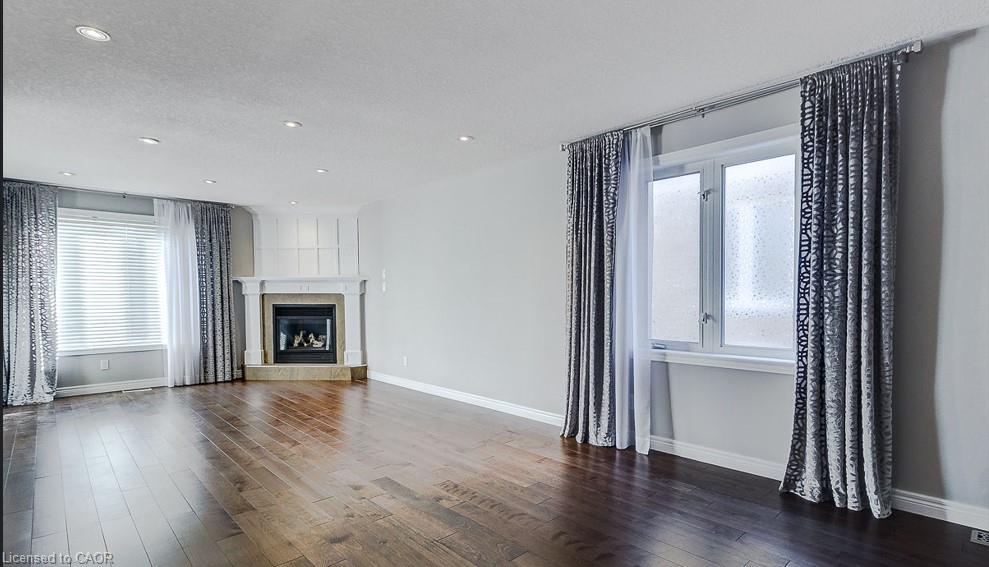 Upper - 68 Nashville Circle, Hamilton 3
