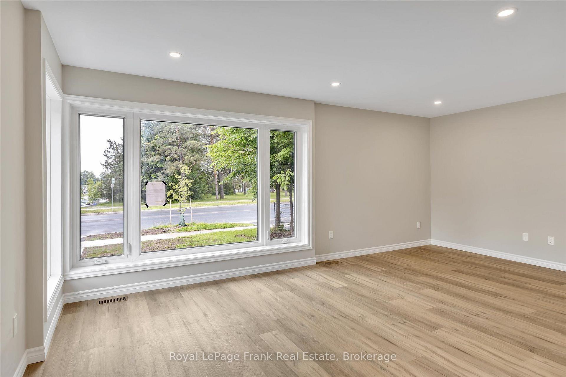 Main - 890 Weller Street, Peterborough 2